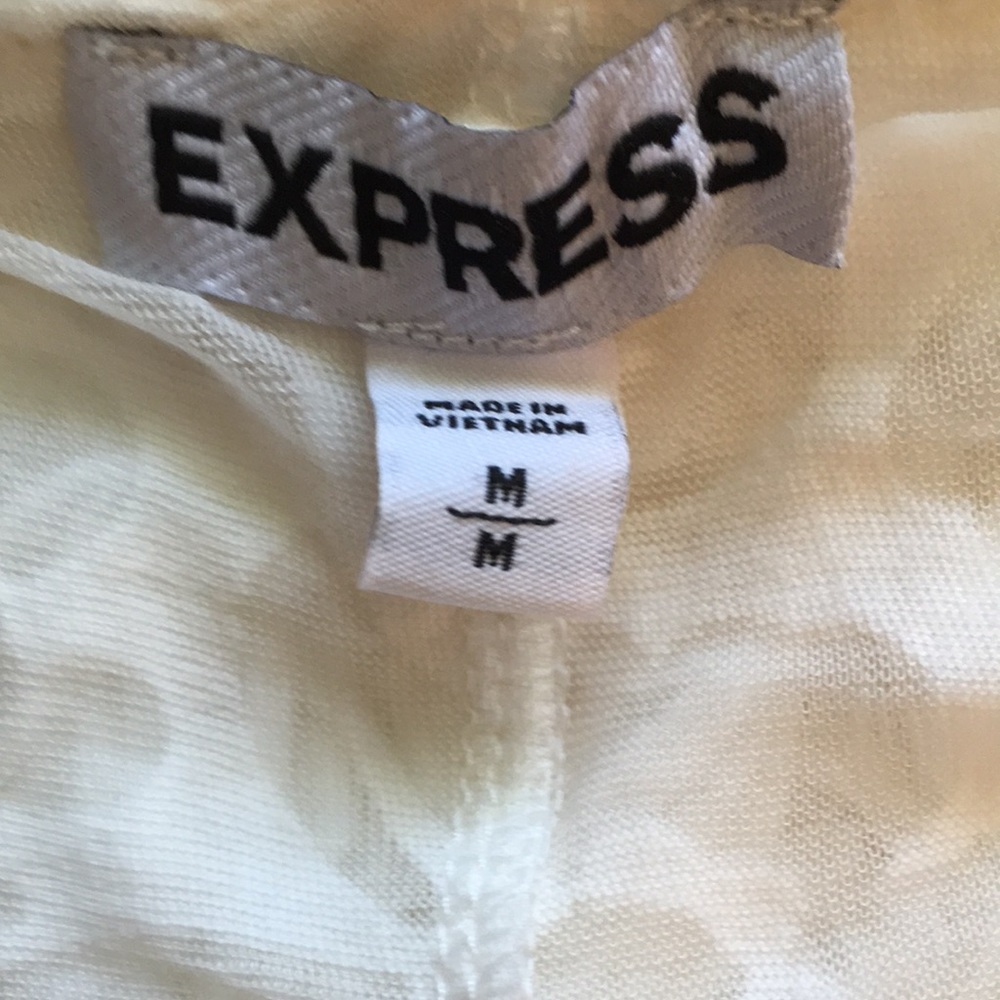 Express Top - Medium - Picture 3 of 9